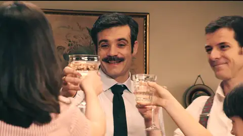 Capítulo 447 de Sueños de libertad; 28 de noviembre: Joaquín celebra la puesta en marcha de su negocio con su familia Capítulo 447 de Sueños de libertad; 28 de noviembre: Joaquín celebra la puesta en marcha de su negocio con su familia