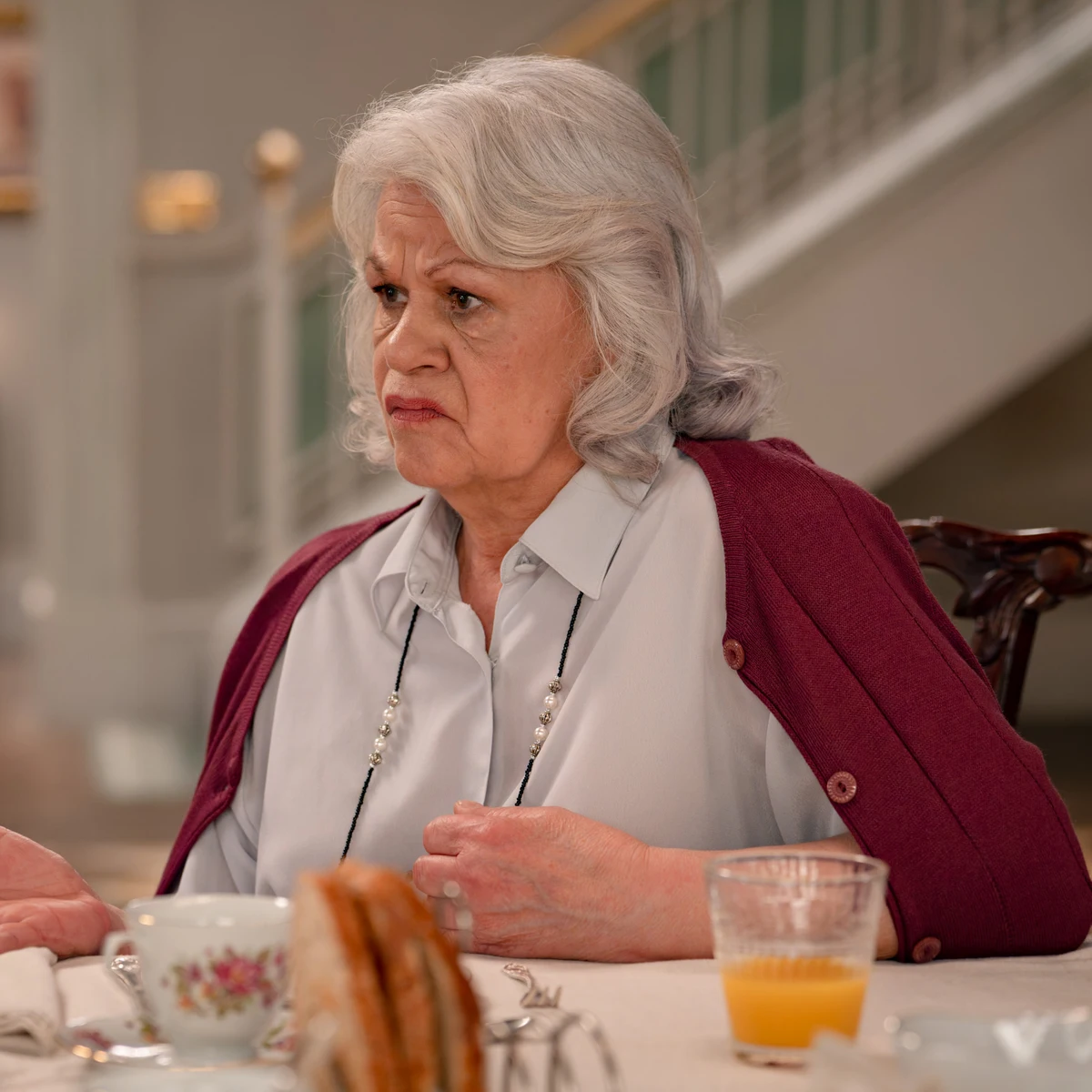 Avance semanal de Sueños de libertad: Delia llegará a casa de la Reina y lo revolucionará todo