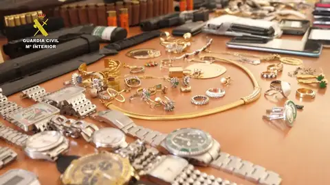 El tocomocho y la estampita, los clásicos de las estafas, que como el turrón reaparecen en Navidad El tocomocho y la estampita, los clásicos de las estafas, que como el turrón reaparecen en Navidad