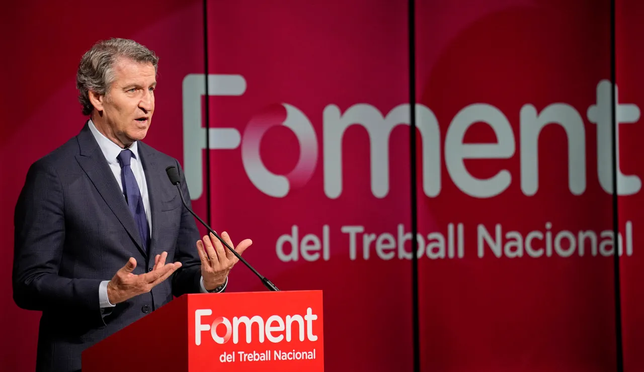 Feijóo afirma que tiene "ganas" de una moción de censura, pero que le "faltan votos" para echar a Sánchez