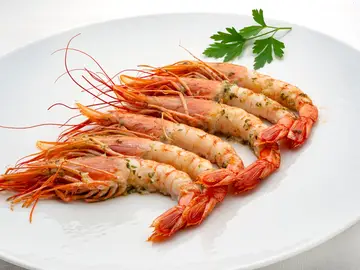 Arguiñano elabora gambones al horno: "En 5 minutos tienes listo un plato de marisco a buen precio hecho en casa" Arguiñano elabora gambones al horno: "En 5 minutos tienes listo un plato de marisco a buen precio hecho en casa"