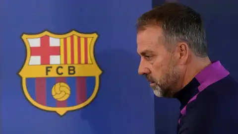 Hansi Flick en la ciudad deportiva Joan Gamper Hansi Flick en la ciudad deportiva Joan Gamper