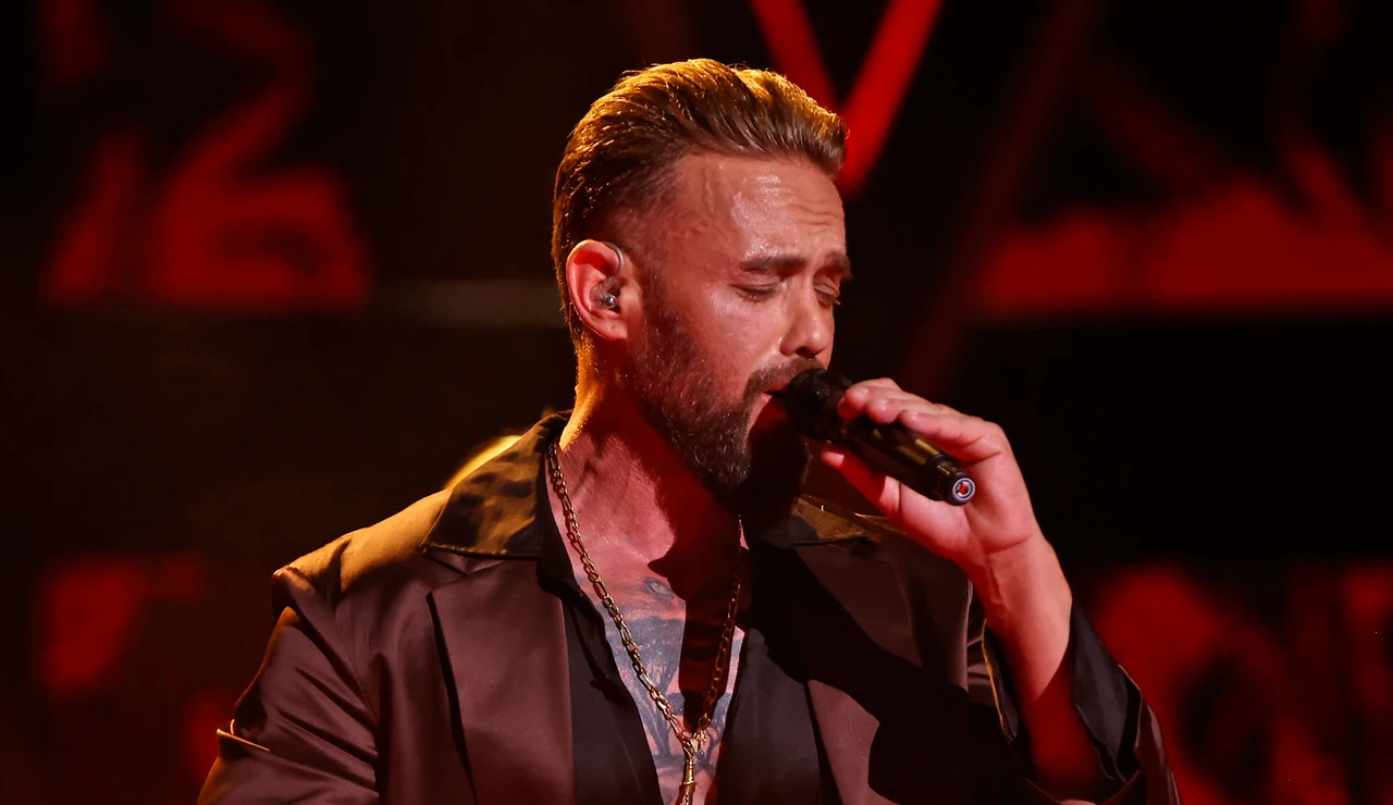 ¡Menudo arte! El Gato CHP incendia el plató de La Voz con Camarón