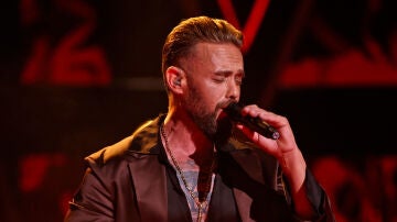 ¡Menudo arte! El Gato CHP incendia el plató de La Voz con Camarón