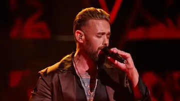 ¡Menudo arte! El Gato CHP incendia el plató de La Voz con Camarón ¡Menudo arte! El Gato CHP incendia el plató de La Voz con Camarón