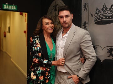 Jacobo Ostos y su madre, Mar&iacute;a &Aacute;ngeles Grajal