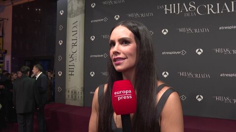 Cristina Pedroche respondiendo a la prensa