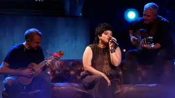 Nia, talent de La Voz Nia, talent de La Voz