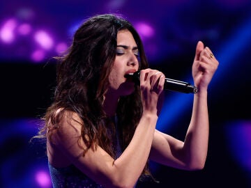 Diva vuelve a enamorar en La Voz con su fado en la primera Semifinal