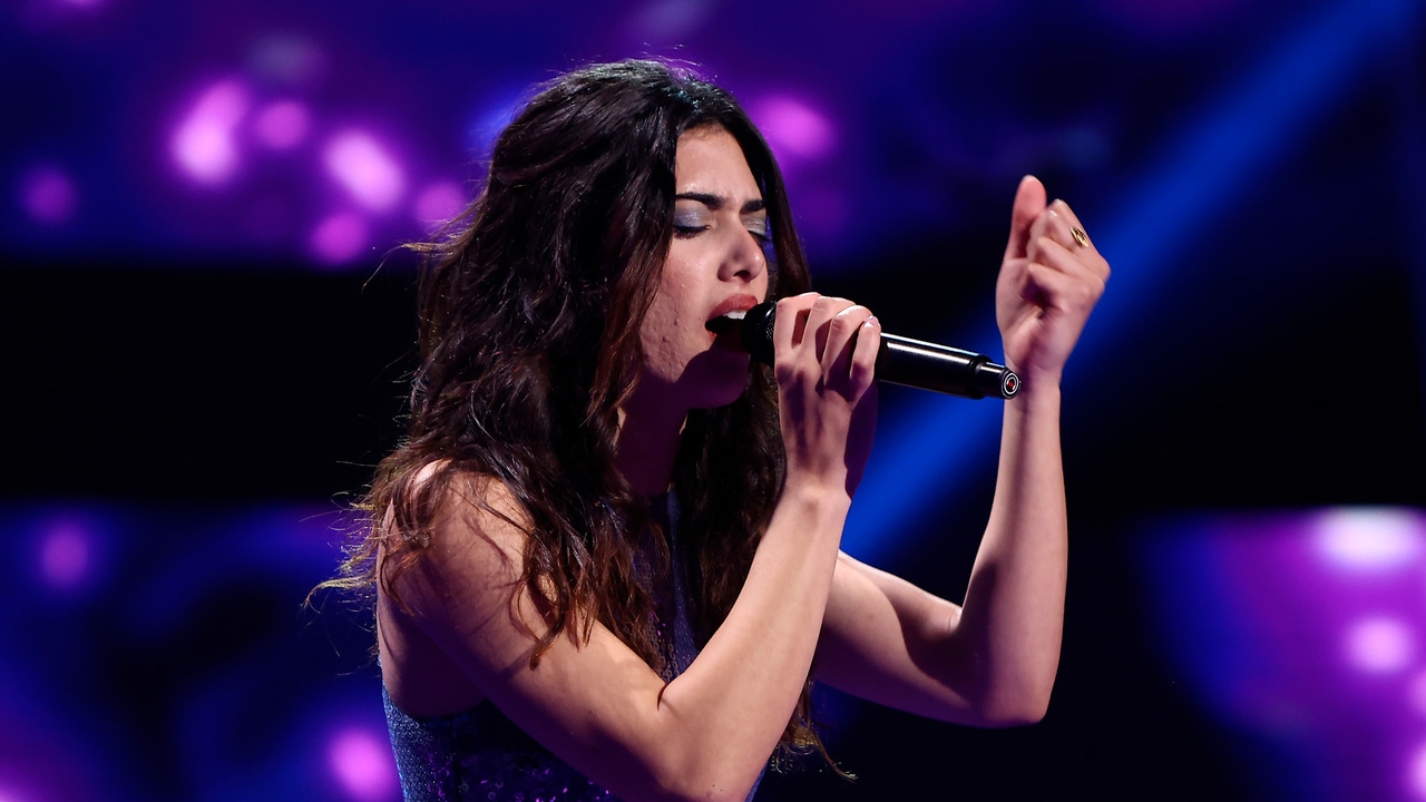 Diva vuelve a enamorar en La Voz con su fado en la primera Semifinal Diva vuelve a enamorar en La Voz con su fado en la primera Semifinal