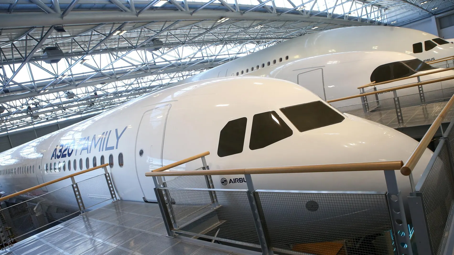 Airbus detecta que la radiación solar estaría detrás del fallo en los A320neo que ha provocado cientos de cancelaciones y retrasos Airbus detecta que la radiación solar estaría detrás del fallo en los A320neo que ha provocado cientos de cancelaciones y retrasos