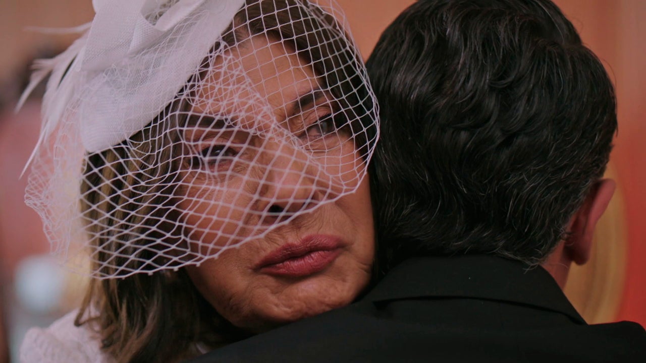 la confesión que reconcilia a Hattuc y Kazim antes de la boda la confesión que reconcilia a Hattuc y Kazim antes de la boda