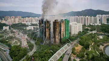 Imagen de los edificios de Hong Kong que ardieron Imagen de los edificios de Hong Kong que ardieron
