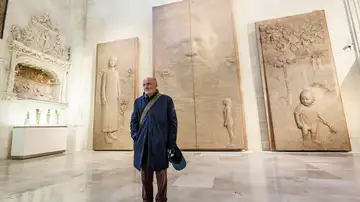 Imagen de las puertas creadas por el pintor Antonio López Imagen de las puertas creadas por el pintor Antonio López