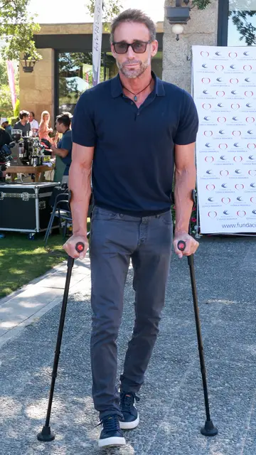 Álvaro Muñoz Escassi, en muletas en el mes de septiembre Álvaro Muñoz Escassi, en muletas en el mes de septiembre