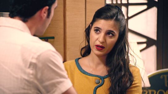 Cap&iacute;tulo 448 de Sue&ntilde;os de libertad; 1 de diciembre: Carmen se deshaga con David, teme que Tasio vuelva a las andadas