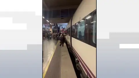 Tren averiado Tren averiado