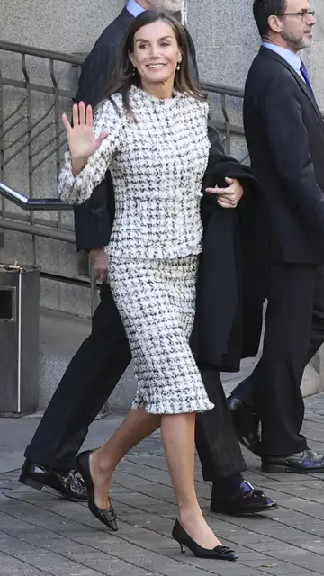 El traje de tweed de la reina Letizia El traje de tweed de la reina Letizia