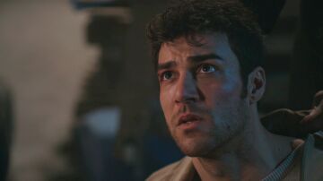 Ferit lleva a Serter a un lugar apartado y lo enfrenta como nunca: “La hombría no se gana pegando” Ferit lleva a Serter a un lugar apartado y lo enfrenta como nunca: “La hombría no se gana pegando”