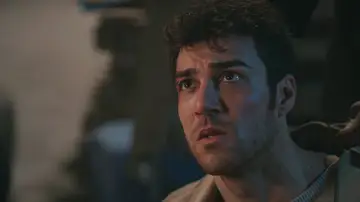 Ferit lleva a Serter a un lugar apartado y lo enfrenta como nunca: “La hombría no se gana pegando” Ferit lleva a Serter a un lugar apartado y lo enfrenta como nunca: “La hombría no se gana pegando”