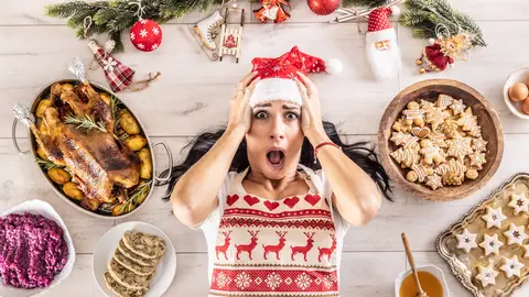 Mujer estresada por la Navidad Mujer estresada por la Navidad