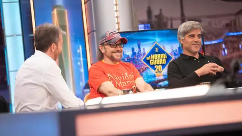 Vuelve a ver la entrevista completa a Santiago Segura y Ernesto Sevilla en El Hormiguero Vuelve a ver la entrevista completa a Santiago Segura y Ernesto Sevilla en El Hormiguero