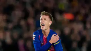 Dani Olmo se duele tras su gol al Atlético Dani Olmo se duele tras su gol al Atlético