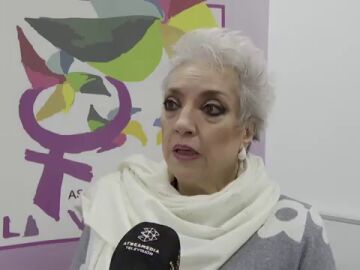 Una asociación de Granada impulsa una denuncia colectiva por los fallos en las pulseras de protección a víctimas