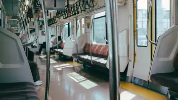 El interior de un tren El interior de un tren