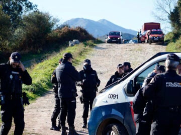 La UME y la Polic&iacute;a buscan los cuerpos de una mujer y de su beb&eacute; que desaparecieron en el a&ntilde;o 1987