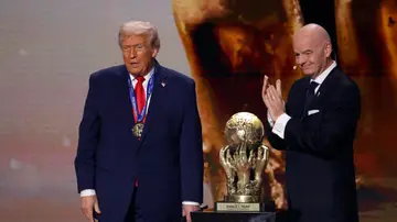 Donald Trump recibe el premio FIFA de la Paz Donald Trump recibe el premio FIFA de la Paz