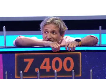 Concursante de La ruleta de la suerte noche Concursante de La ruleta de la suerte noche