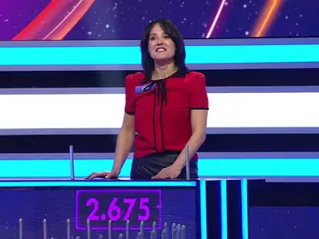 Concursante de La ruleta de la suerte noche Concursante de La ruleta de la suerte noche
