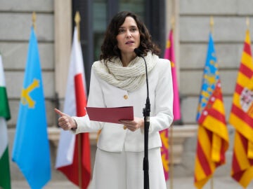 Ayuso ante la prensa