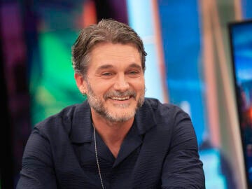 El d&iacute;a que Salva Reina tir&oacute; confeti a la Guardia Civil: "El hombre no sab&iacute;a d&oacute;nde apuntar con la linterna"