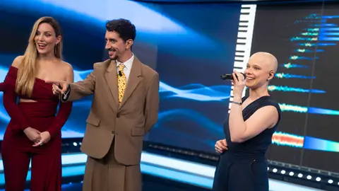 "¡Qué fuerte!": Edurne, fascinada con el canto polifónico de Anne-María Hefele "¡Qué fuerte!": Edurne, fascinada con el canto polifónico de Anne-María Hefele