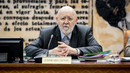 Tezanos niega instrucciones de Moncloa y enmarca las críticas al CIS en una "estrategia política": "Soy independiente" Tezanos niega instrucciones de Moncloa y enmarca las críticas al CIS en una "estrategia política": "Soy independiente"