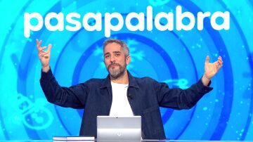 La Navidad llega a Pasapalabra: del grafismo al look de Rosa, pasando por un guiño a Frozen La Navidad llega a Pasapalabra: del grafismo al look de Rosa, pasando por un guiño a Frozen