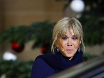 Brigitte Macron: "Las vamos a echar a patadas"