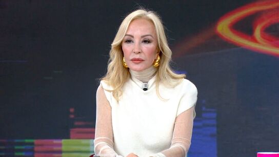 Carmen Lomana