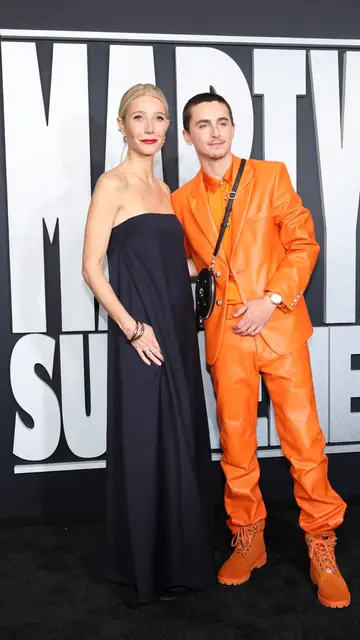 Gwyneth Paltrow y Timothée Chalament en la premiere de Marty Supreme Gwyneth Paltrow y Timothée Chalament en la premiere de Marty Supreme