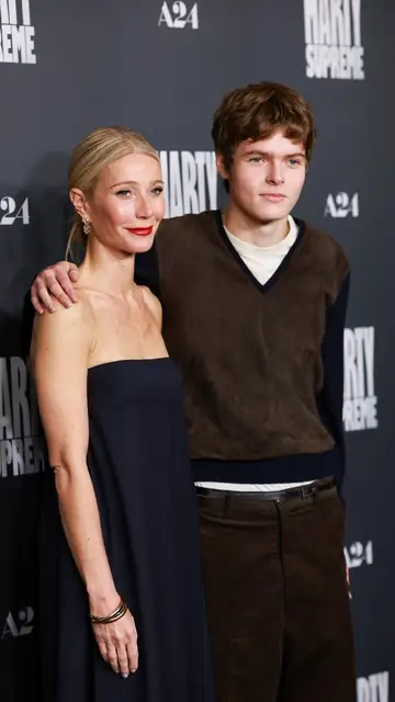 Gwyneth Paltrow y su hijo Moses Martin Gwyneth Paltrow y su hijo Moses Martin