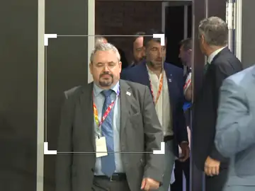 Pedro Sánchez destituye en el Consejo de Ministros de hoy a la 'mano derecha' de Salazar tras el escándalo de las denuncias por acoso sexual Pedro Sánchez destituye en el Consejo de Ministros de hoy a la 'mano derecha' de Salazar tras el escándalo de las denuncias por acoso sexual
