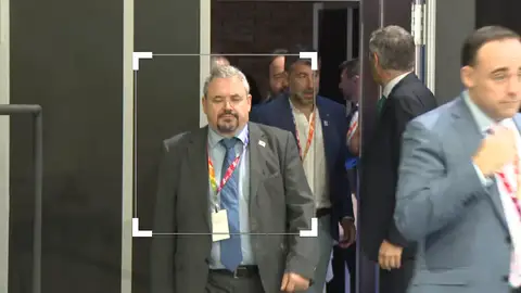 Pedro Sánchez destituye en el Consejo de Ministros de hoy a la 'mano derecha' de Salazar tras el escándalo de las denuncias por acoso sexual Pedro Sánchez destituye en el Consejo de Ministros de hoy a la 'mano derecha' de Salazar tras el escándalo de las denuncias por acoso sexual