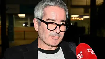 Jacobo Martos atendiendo a la prensa Jacobo Martos atendiendo a la prensa