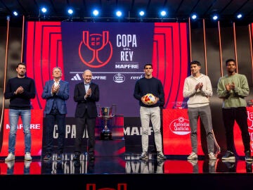 Sorteo copero en el Salón de Actos Luis Aragonés