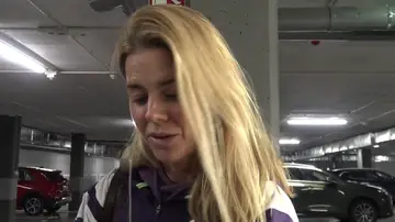 Amelia Bono ante los micrófonos Amelia Bono ante los micrófonos