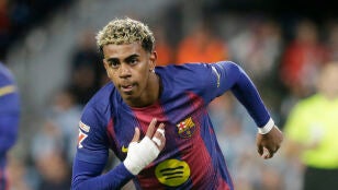 Lamine Yamal en un partido con el Barcelona