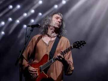 Muere Robe Iniesta, líder de Extremoduro