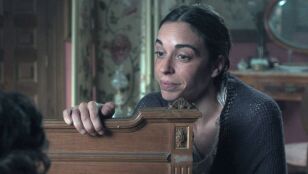 Renata intenta consolar a Catalina, &iquest;conseguir&aacute; ganarse el cari&ntilde;o de su hija?